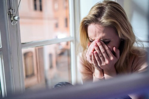 3 benefícios que chorar traz para a mente