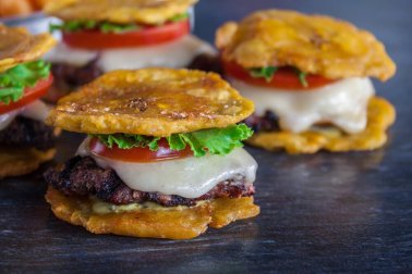 Aprenda a preparar deliciosos patacones