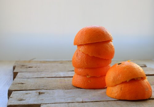 Pode usar a polpa da laranja para fazer um delicioso flã de laranja