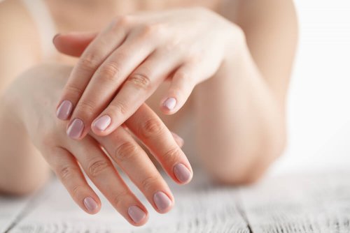 Cuidados básicos para proteger as mãos do sol