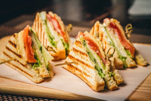 Sanduíches podem ser parte do cardápio dos jantares em família