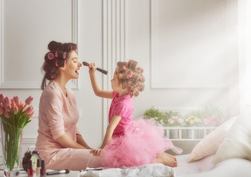 Há tipos de mãe que brincam com seus filhos