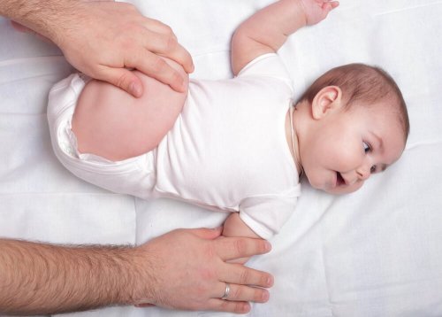 Pai cuidando do filho
