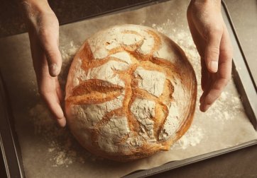 Como fazer um pão sem amassar e sem glúten?