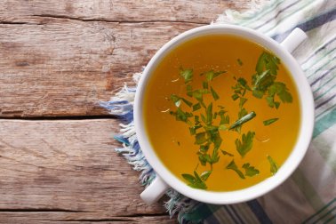 Dois caldos para enfrentar a gripe
