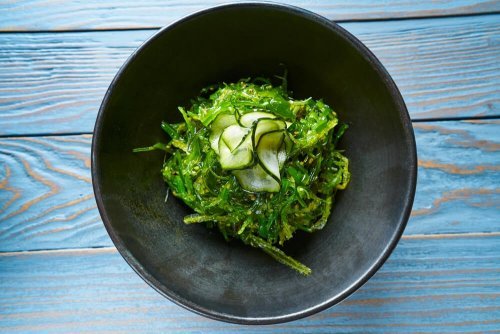 Receitas com algas: algas com pepino