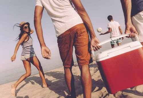 Não se esqueça de levar essas 6 coisas à praia: alimento