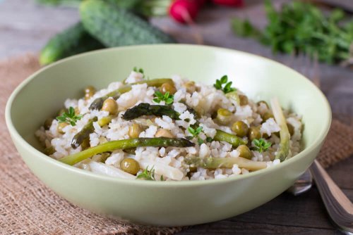 Arroz com verduras e chia: pobre em calorias e colesterol