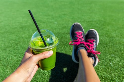 Dieta vegana para atletas à base de sucos