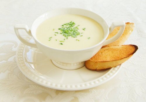 Creme de alho-poró com aspargos: confira a receita