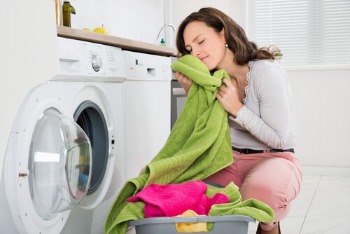 Como eliminar o mau cheiro das toalhas
