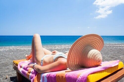 Use chapéu na hora de tomar sol