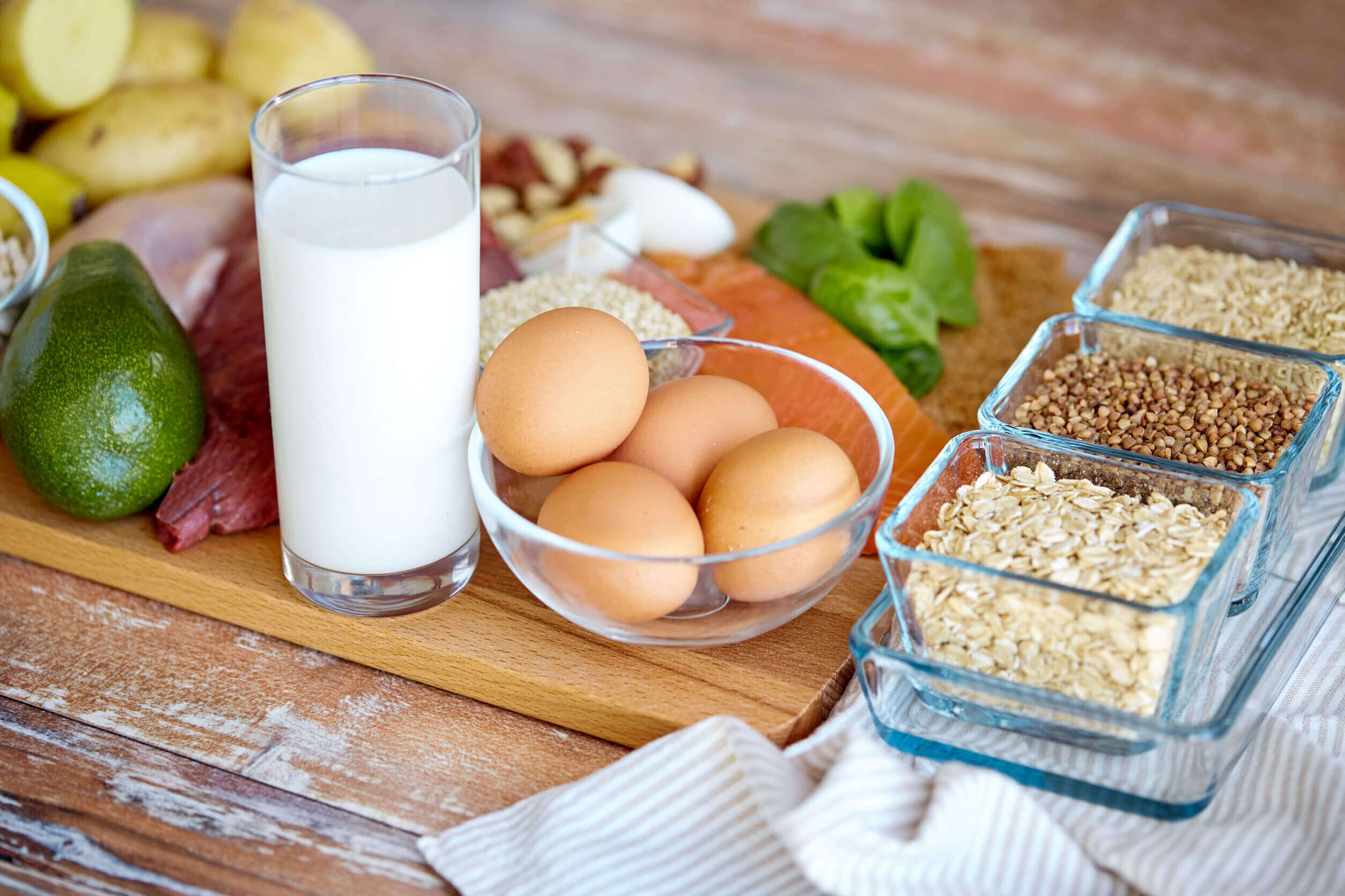 O que são as proteínas e como elas contribuem na dieta