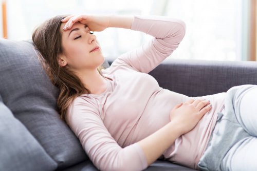 A apendicite na gravidez causa dor de ventre e de cabeça