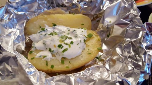Por que não usar papel alumínio para cozinhar