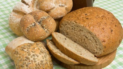 O pão é uma forma de incluir carboidratos na dieta