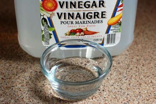 Vinagre para tirar o mau cheiro do colchão
