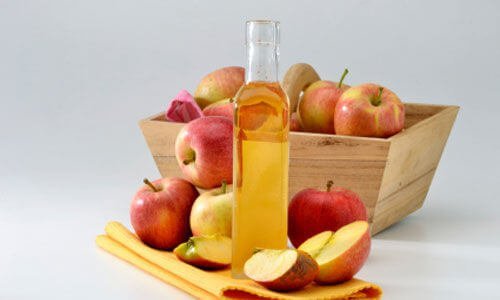 Vinagre de maçã ajuda a aliviar o refluxo