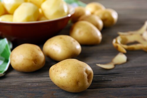 Batatas para a receita de polvo galego