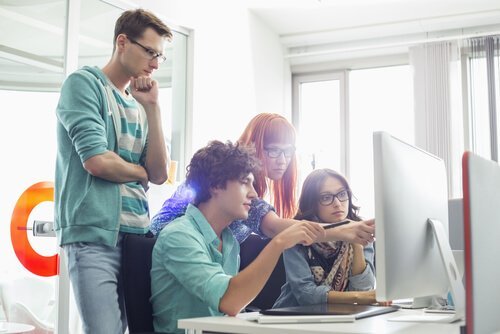 Ter uma boa turma de trabalho ajuda a aumentar seu desempenho no trabalho