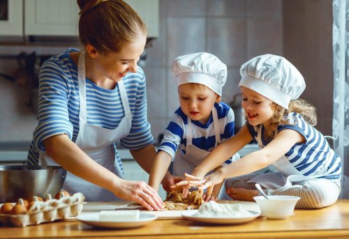 Como motivar seu filho a comer : Faça receitas para crianças