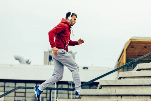 Fazer atividade física durante a dieta melhora o ânimo