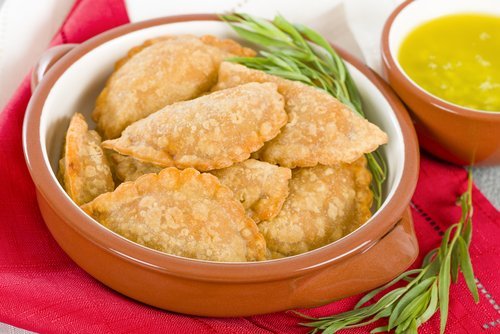 Empanadas de verduras com molho