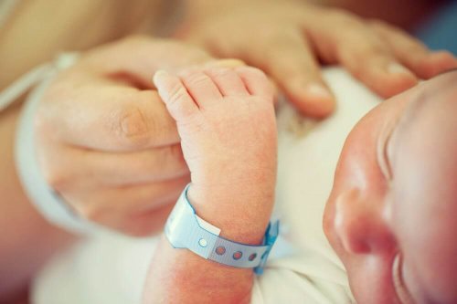 Licença maternidade: valorizar as mães que deram à luz
