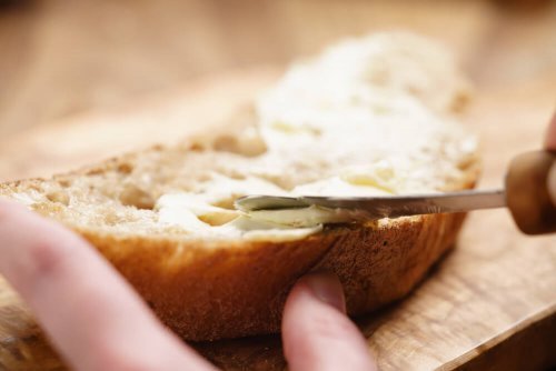 3 manteigas caseiras para saborear em suas refeições