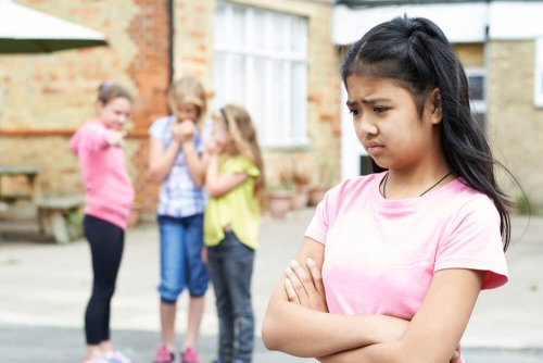 Se filho pode não gostar da escola por causa do bullying