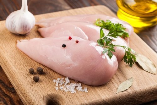 Peito de frango: 2 receitas deliciosas