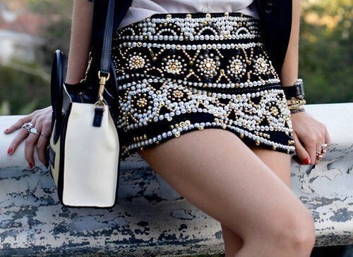 Como se vestir se você tem pouca cintura? Use saias