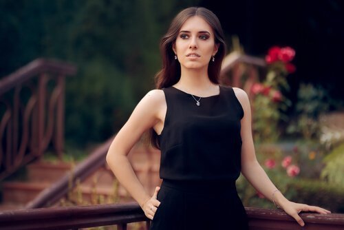 Como se vestir se você tem pouca cintura? Use vestidos