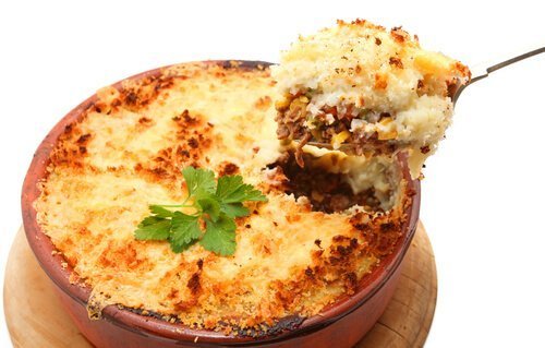 Prato com creme de batatas