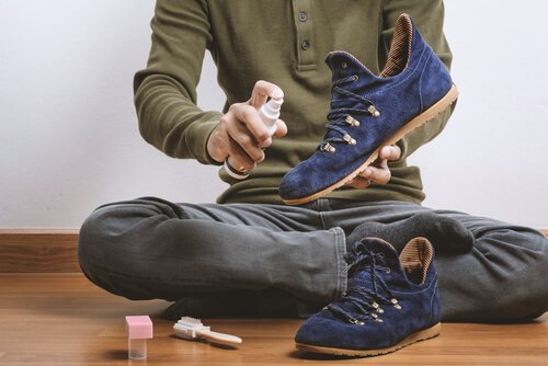 Deixe seus sapatos velhos como novos