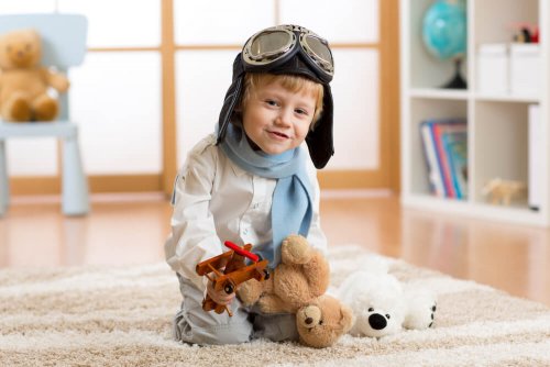 4 vantagens de seu filho brincar sozinho