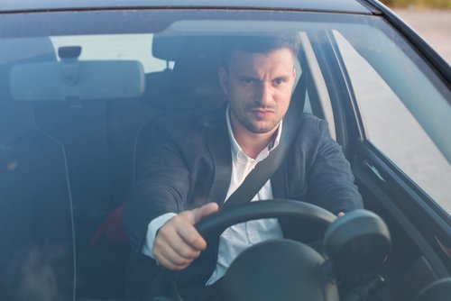 Dicas para usar o ar condicionado do carro no verão