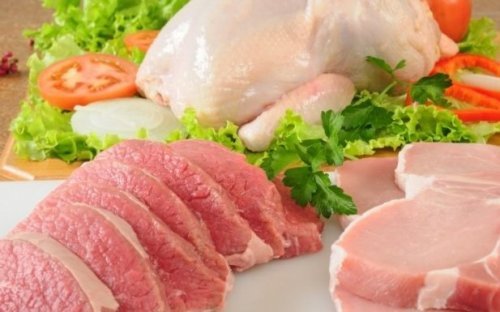 Carnes são alimentos para obter colágeno através da dieta