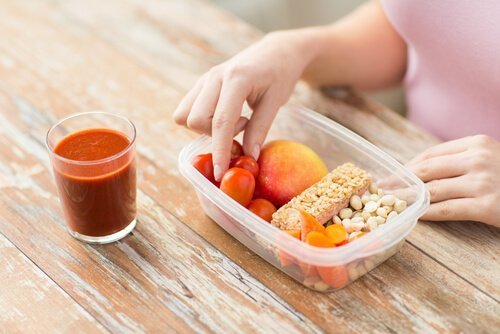 Os truques de uma dieta é comer variado