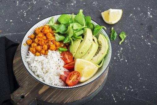 Comer mais vezes ao dia ajuda a perder peso?