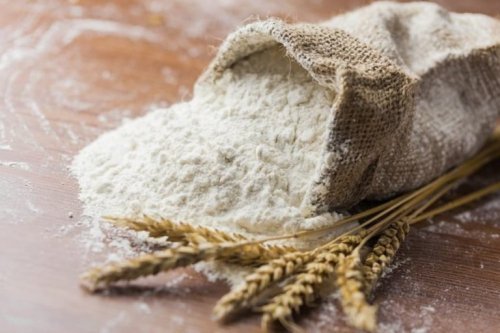Farinha para preparar biscoitos de aveia, limão e amêndoas sem fermento