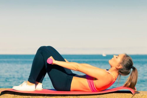 Fazer abdominais ajuda a recuperar o corpo depois do parto