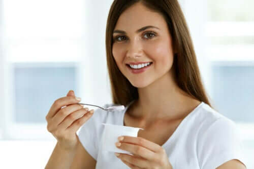 Como comer entre as refeições sem engordar: 8 recomendações