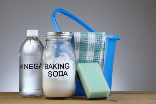 Produtos de limpeza: fórmulas para fazer os seus