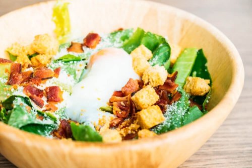 Calorias escondidas na salada: molho