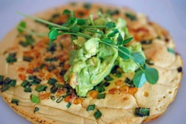 Tortilha light de grão-de-bico e cogumelos