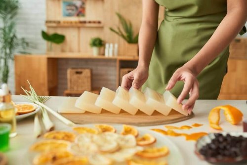 Como fazer sabonetes de glicerina decorativos e aromáticos