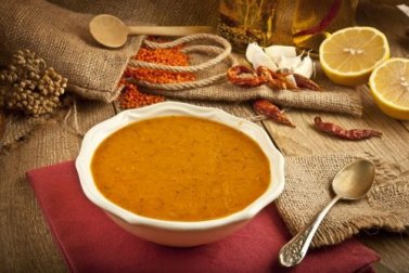 Aprenda a fazer um creme de lentilhas bem fácil!