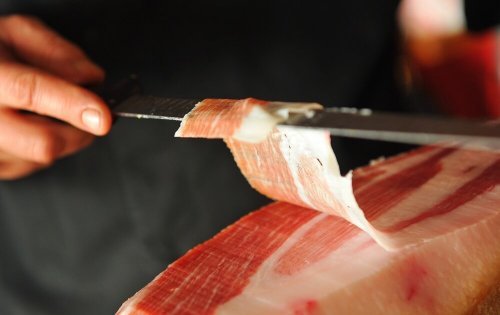 Presunto para fazer croquetes de frango