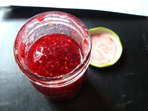 Geleia de frutos vermelhos e sementes